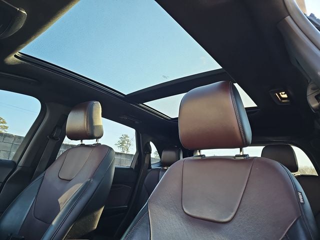 2020 Ford Edge Titanium