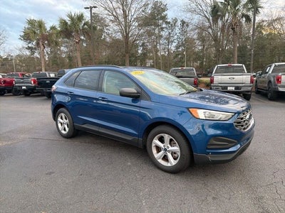 2022 Ford Edge SE