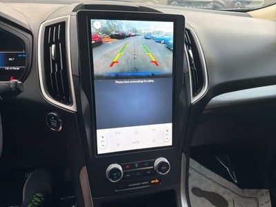 2022 Ford Edge SE