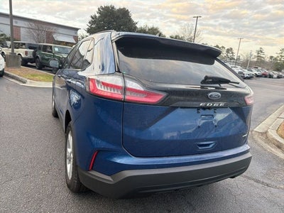 2022 Ford Edge SE