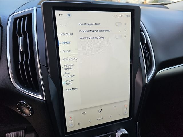 2023 Ford Edge Titanium