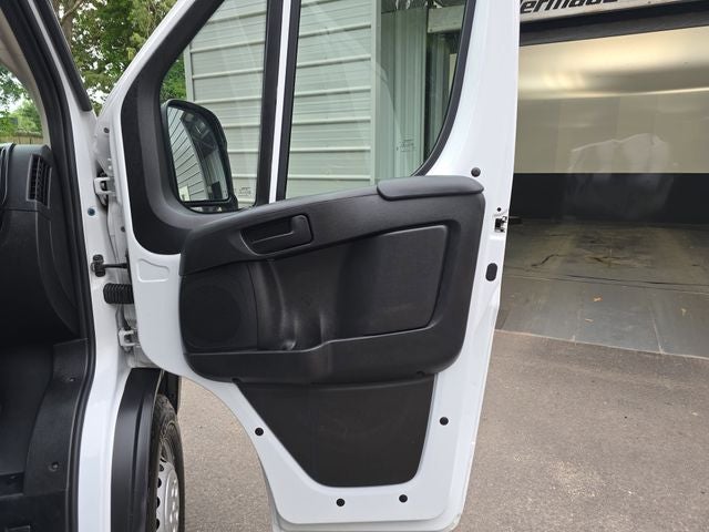 2025 RAM ProMaster 2500 Base
