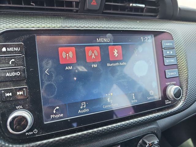 2022 Nissan Kicks SV