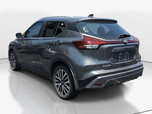2022 Nissan Kicks SV