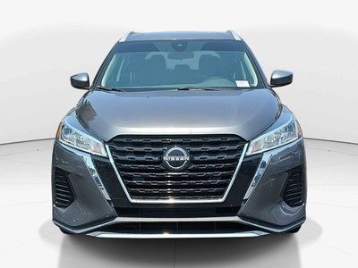 2022 Nissan Kicks SV