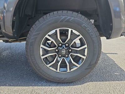 2022 Toyota Tacoma TRD Sport V6