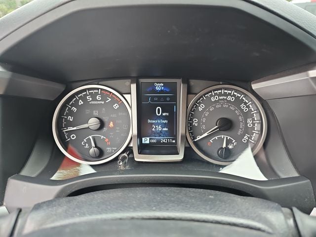 2022 Toyota Tacoma SR5 V6