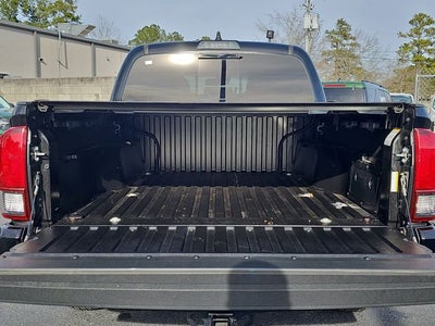 2022 Toyota Tacoma SR5 V6