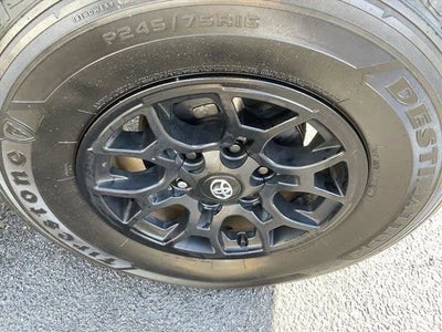 2022 Toyota Tacoma SR5