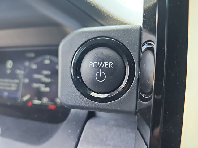 2025 Toyota Tacoma Hybrid Trailhunter