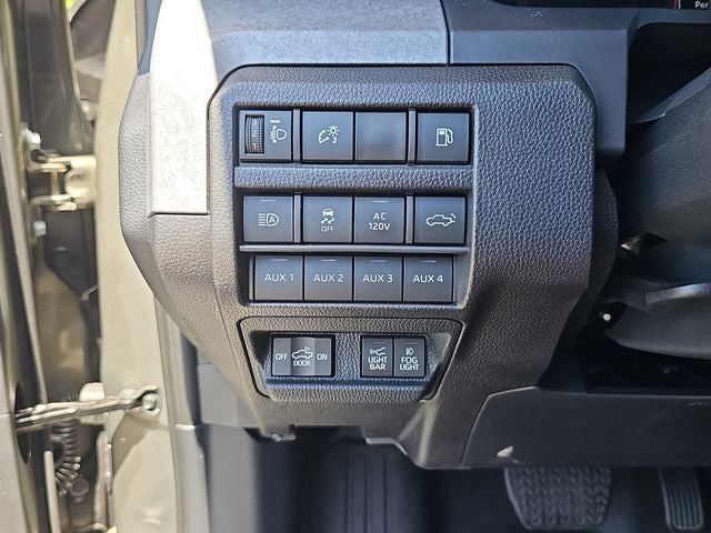 2025 Toyota Tacoma Hybrid Trailhunter