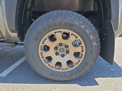 2025 Toyota Tacoma Hybrid Trailhunter