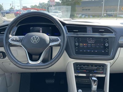 2023 Volkswagen Tiguan 2.0T SE