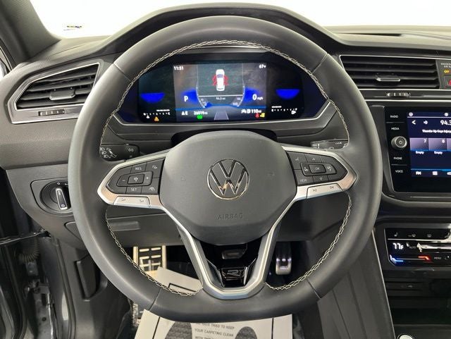 2023 Volkswagen Tiguan 2.0T SE R-Line Black
