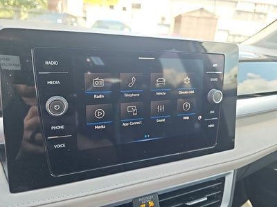 2025 Volkswagen Taos 1.5T SE
