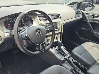 2015 Volkswagen Golf TDI SE 4-Door