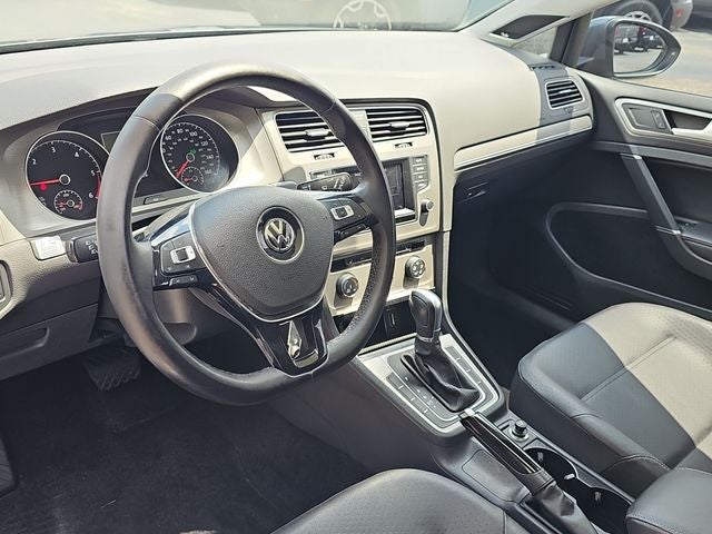 2015 Volkswagen Golf TDI SE 4-Door