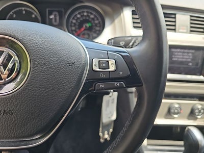 2015 Volkswagen Golf TDI SE 4-Door