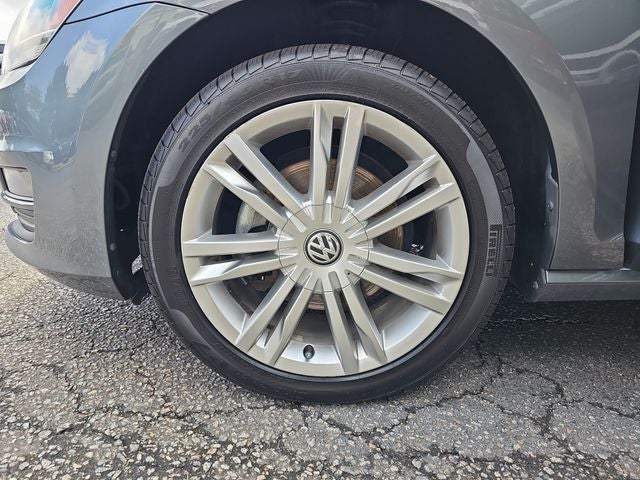 2015 Volkswagen Golf TDI SE 4-Door