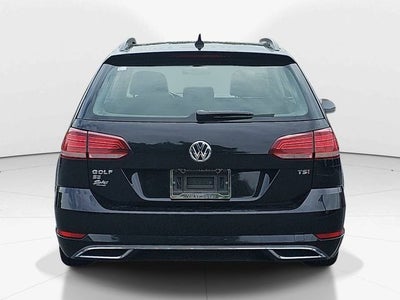 2018 Volkswagen Golf SportWagen SE