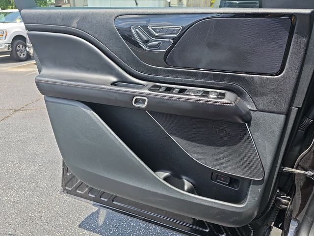 2023 Lincoln Aviator Standard