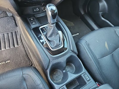 2020 Nissan Rogue SL