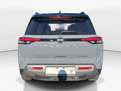 2024 Nissan Pathfinder Platinum