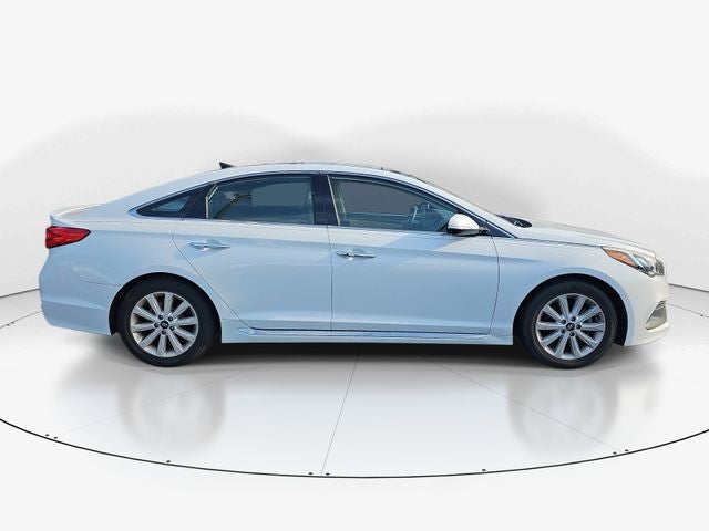 Used 2016 Hyundai Sonata Limited with VIN 5NPE34AF9GH426855 for sale in Summerville, SC