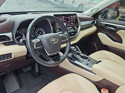 2021 Toyota Highlander Platinum