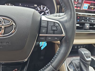 2021 Toyota Highlander Platinum