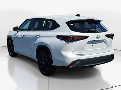 2024 Toyota Highlander LE