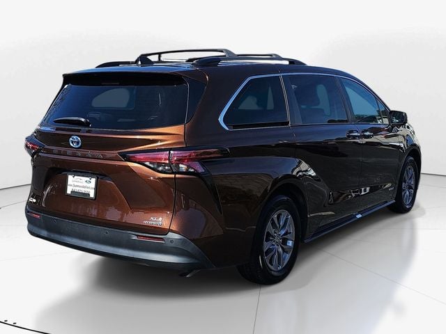 2021 Toyota Sienna XLE