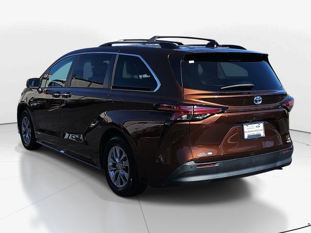 2021 Toyota Sienna XLE