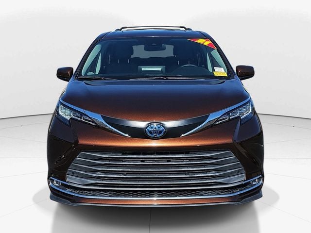 2021 Toyota Sienna XLE