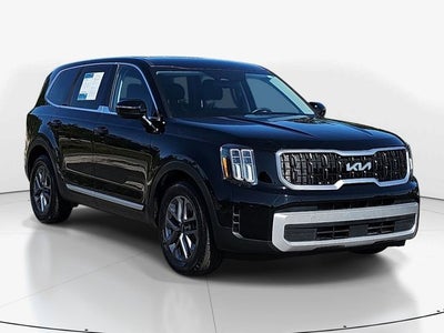 2023 Kia Telluride LX