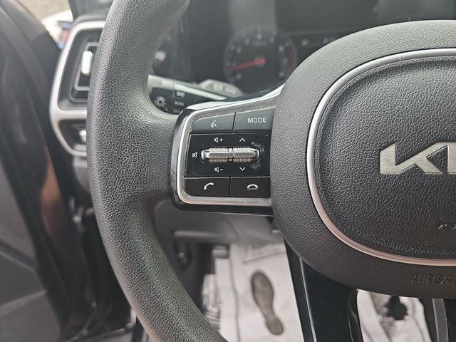 2022 Kia Sorento LX