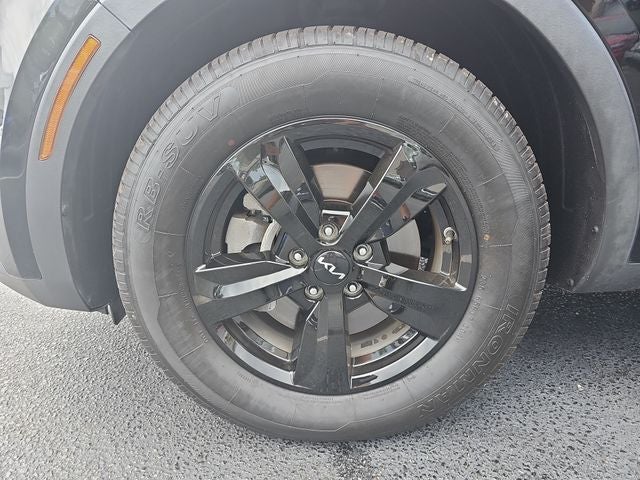 2022 Kia Sorento LX