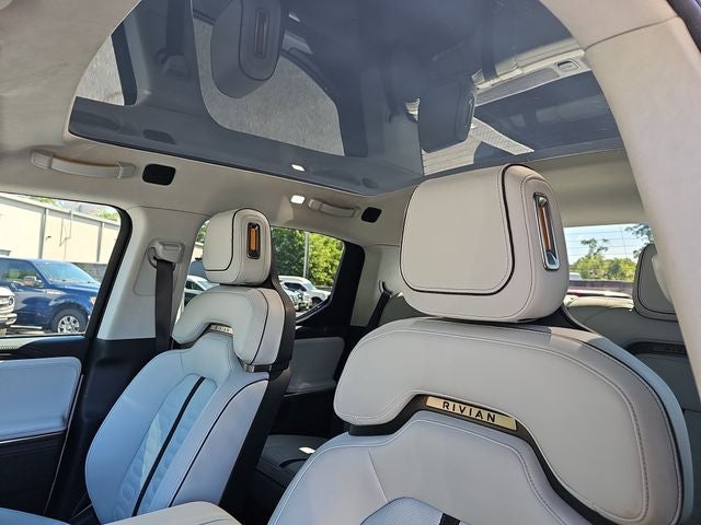 2022 Rivian R1T Adventure