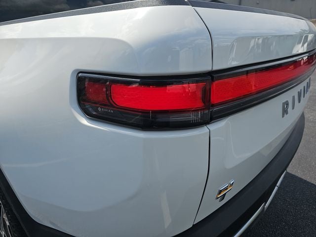 2022 Rivian R1T Adventure