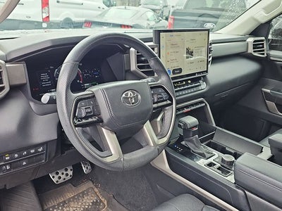 2024 Toyota Sequoia SR5
