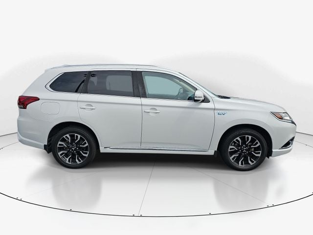 2018 Mitsubishi Outlander PHEV GT