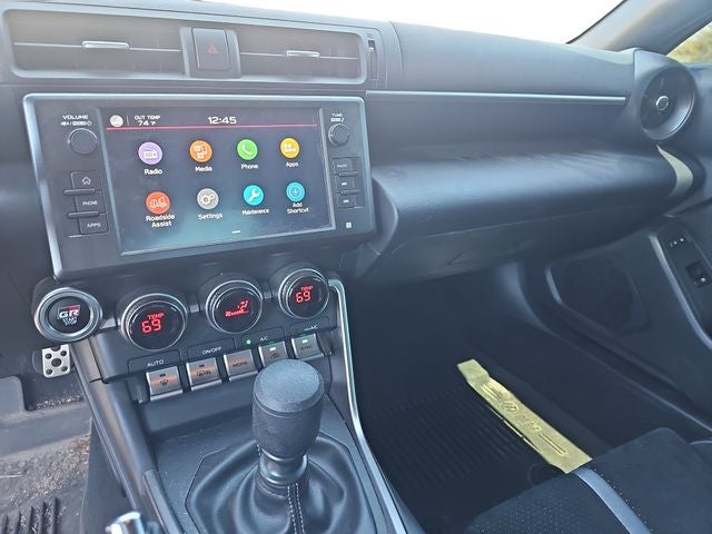 2022 Toyota GR86 Premium