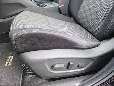 2017 Nissan Rogue Sport SV