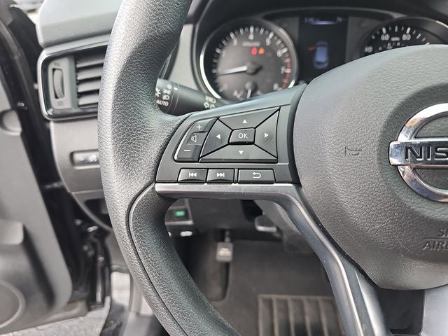 2017 Nissan Rogue Sport SV