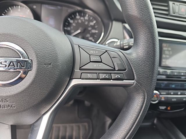 2017 Nissan Rogue Sport SV