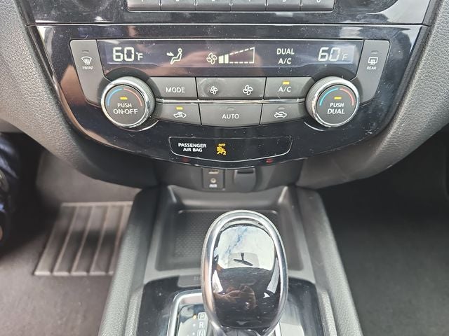 2017 Nissan Rogue Sport SV