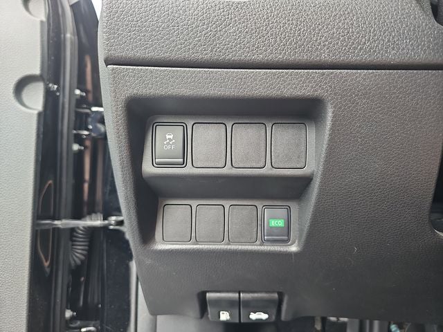 2017 Nissan Rogue Sport SV