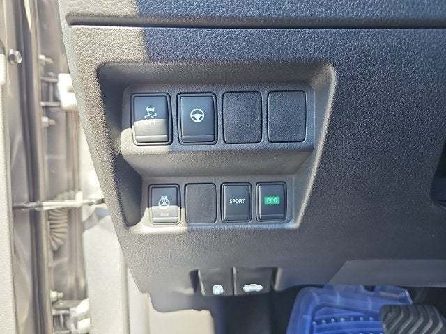 2020 Nissan Rogue Sport SV