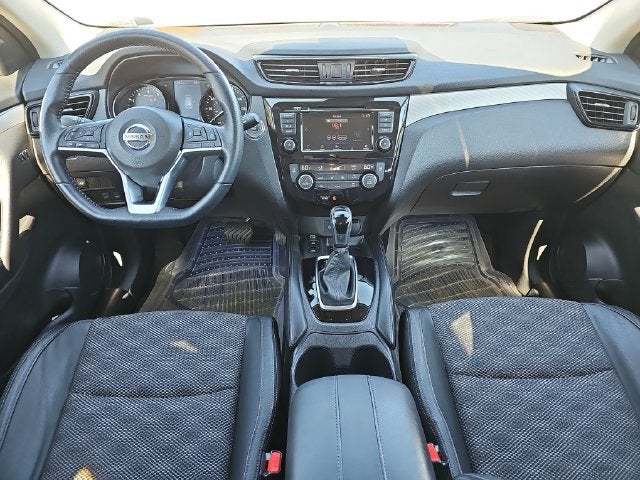 2020 Nissan Rogue Sport SV