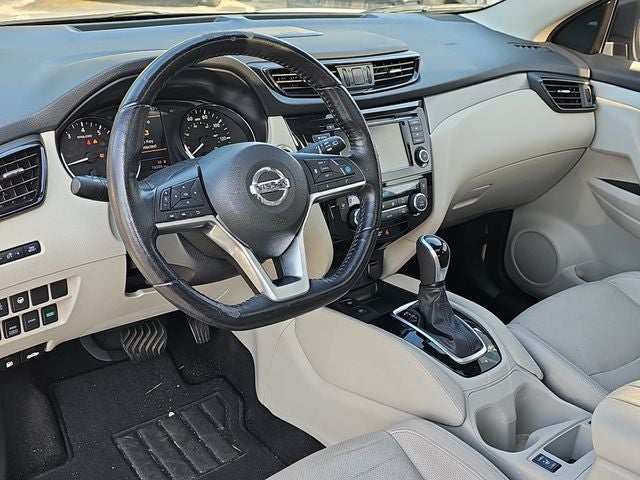 2020 Nissan Rogue Sport SL